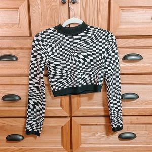 BNWOT Crop Checkered Knitted Top (Garage)